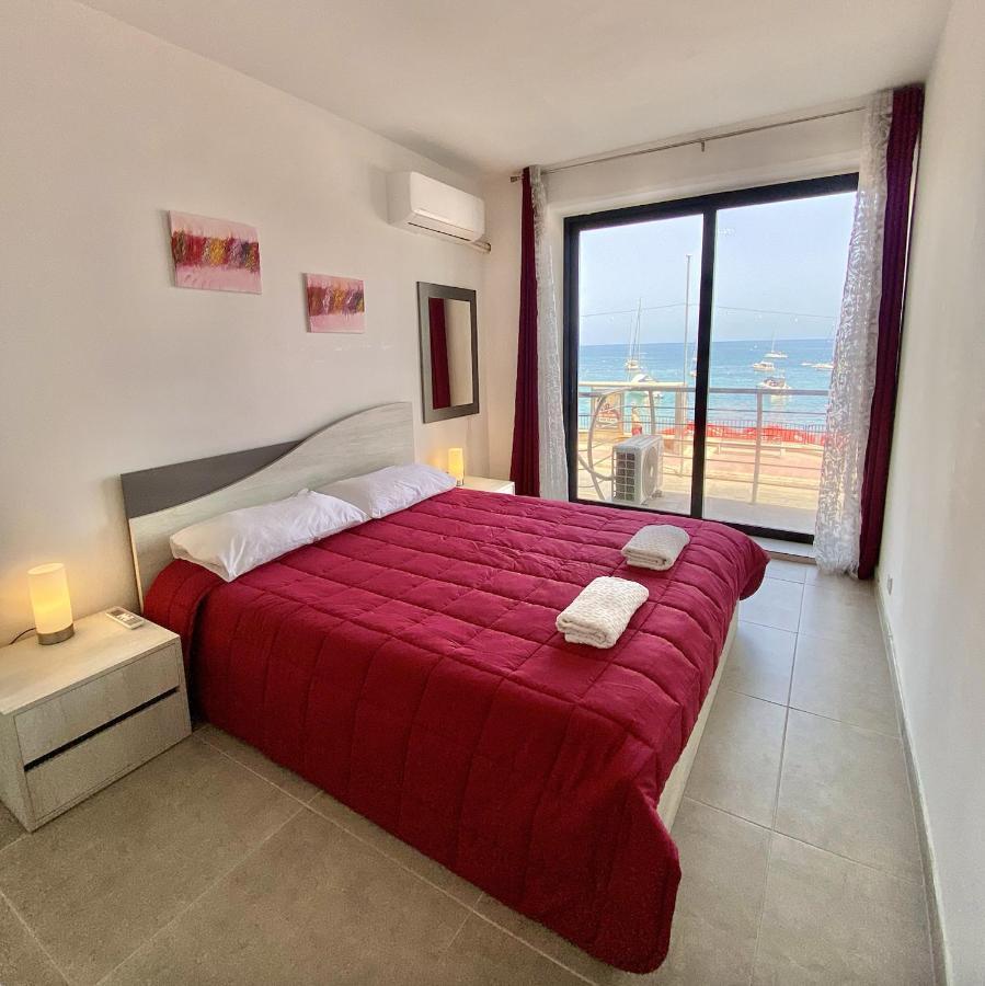 F1 1 Lovely Room, Bathroom And Living Shared San Julián Exterior foto